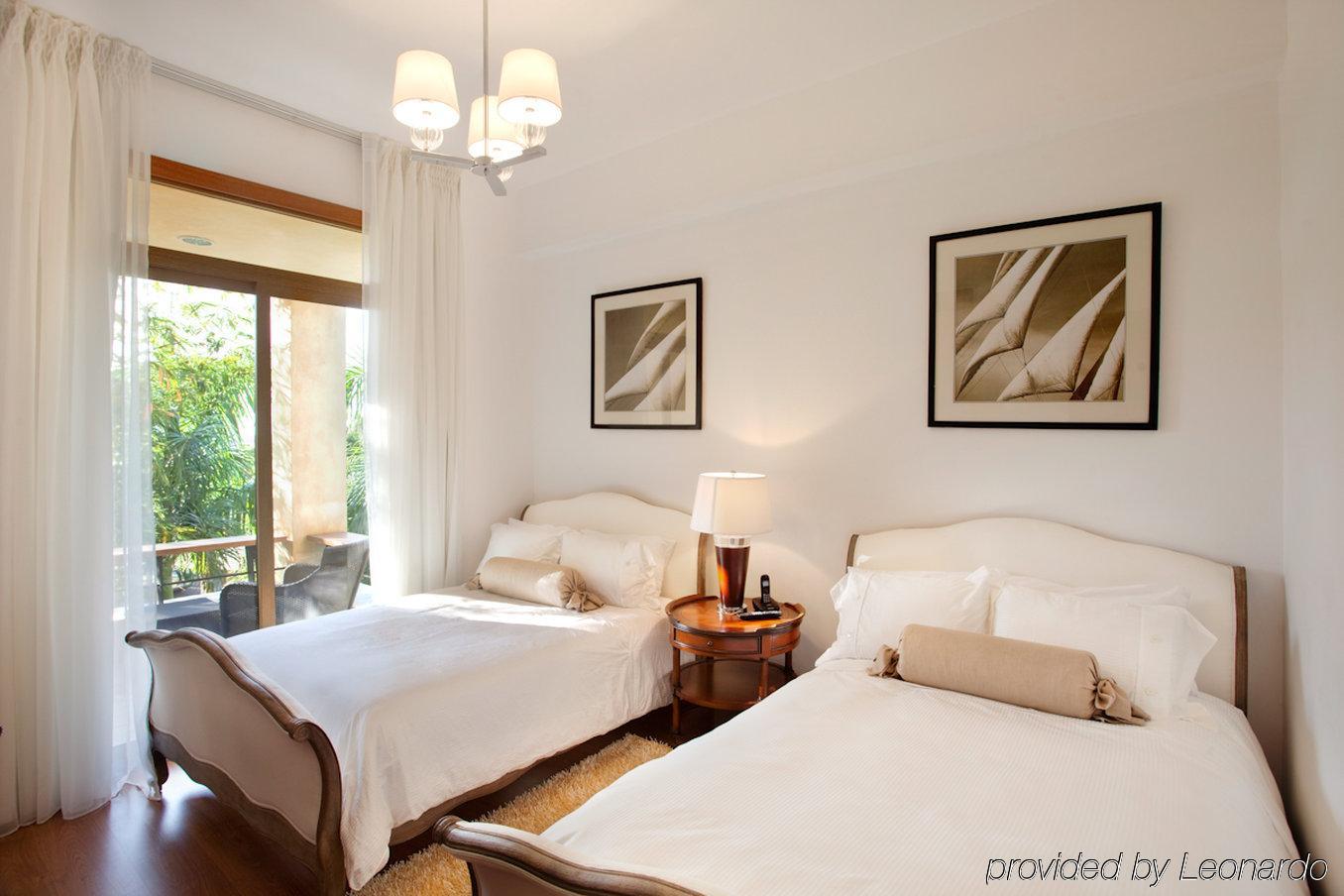 Los Altos Residences By Mint ラ・ロマーナ 部屋 写真