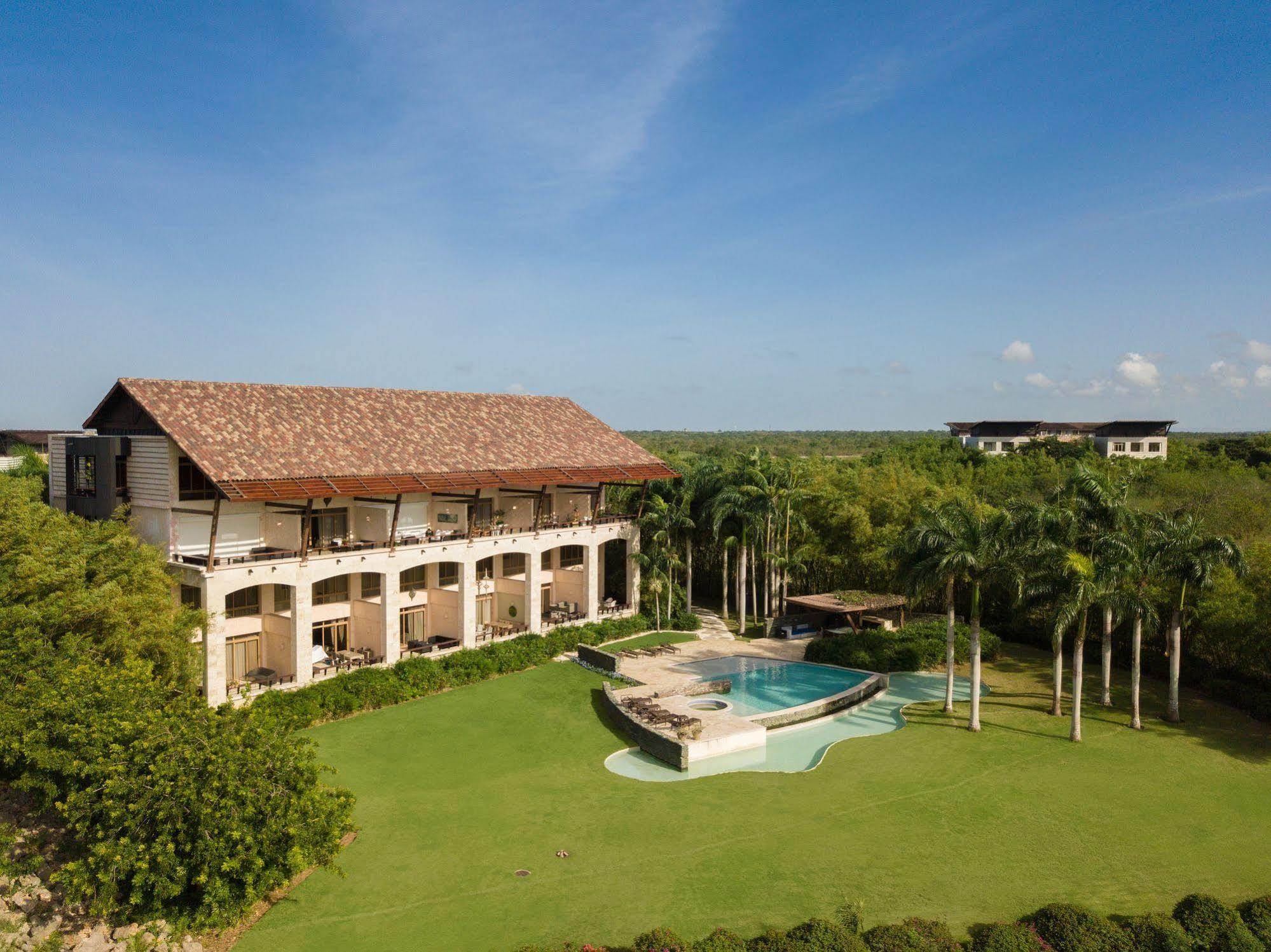Los Altos Residences By Mint ラ・ロマーナ エクステリア 写真