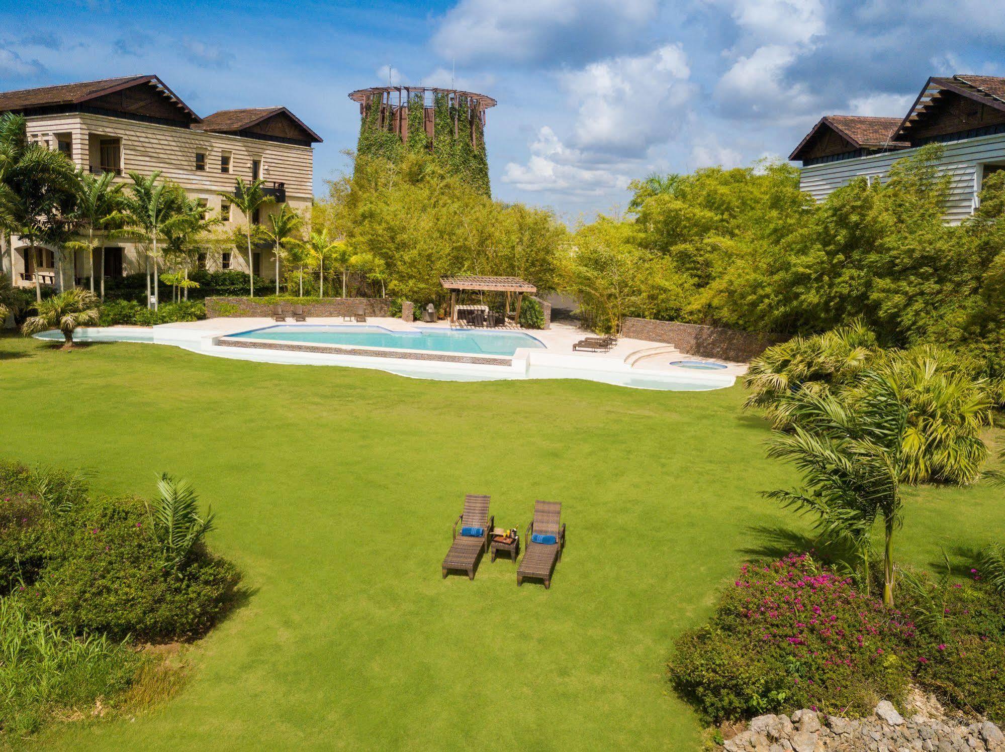 Los Altos Residences By Mint ラ・ロマーナ エクステリア 写真
